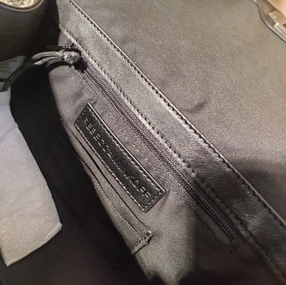 Rebecca Minkoff Chevron Quilted Love Crossbody with Chain Inset - Picture 5 of 9